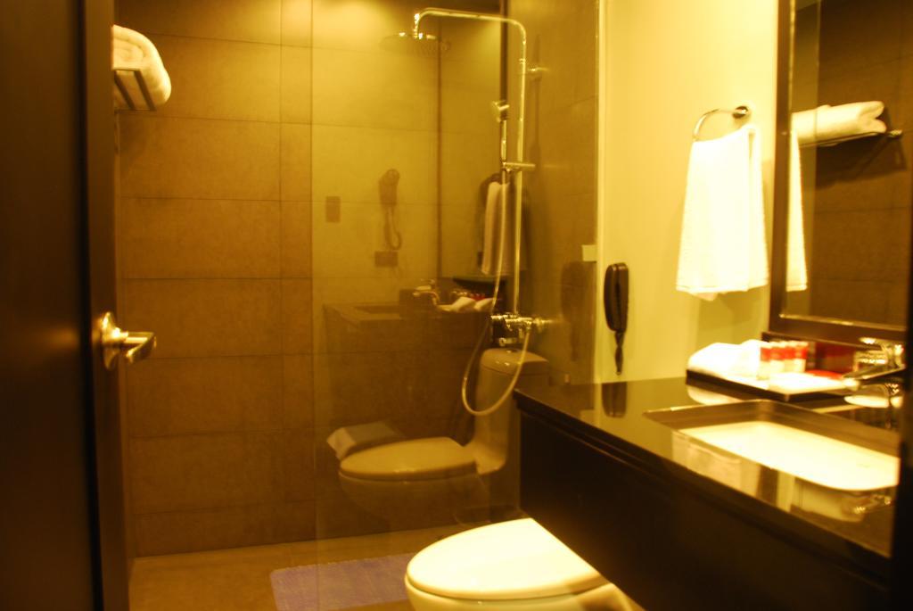 Amelie Hotel Manila Ngoại thất bức ảnh